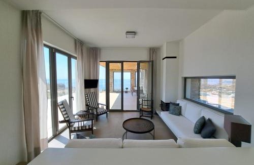 Exomvourgo Villa | Villa Laurier
