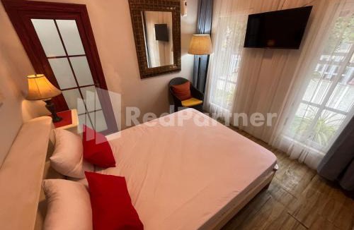 Ngantang Hotel | Villa Layar Selorejo Mitra RedDoorz