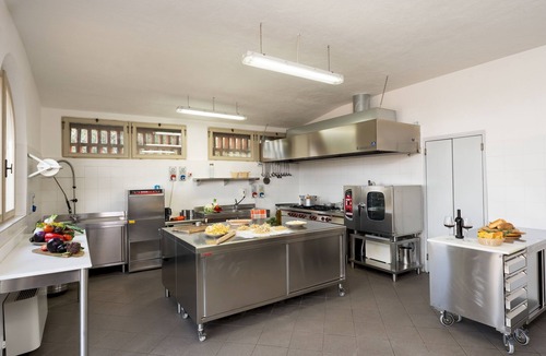 San Macario In Monte Villa | Villa Le Beringhe 30, Emma Villas