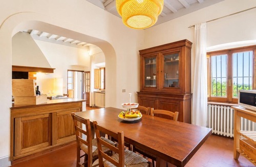 Vinci Villa | Villa Le Balze Large Private Pool, WiFi