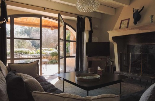 Carces Villa | Villa Le Hameau