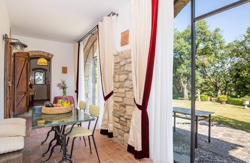 Asciano Villa | Villa Le Liscaie, private villa with pool in the Crete Seseni area. A/C & Wi-Fi!