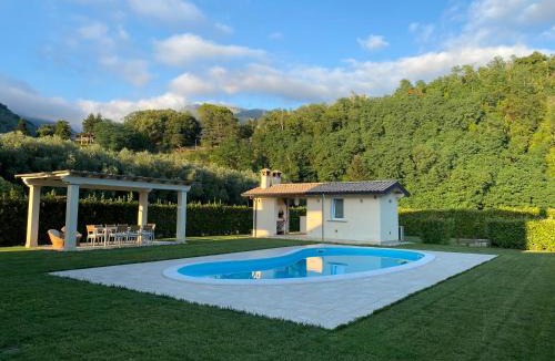 Camaiore Villa | Villa Lena