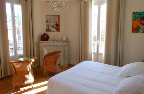 Les Baumettes Hotel | Villa Les Cygnes