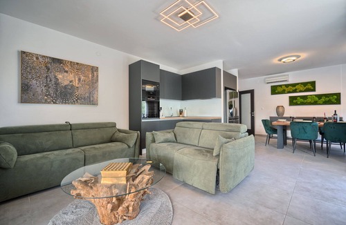 Znjan Villa | Villa Liberty Living with Pool