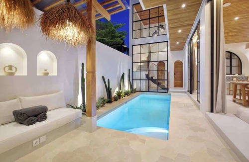 Batu Bolong Villa | Villa Lila – Architectural 2BR Batu Bolong Canggu