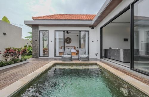 Pengosekan Villa | Villa Lily Soca