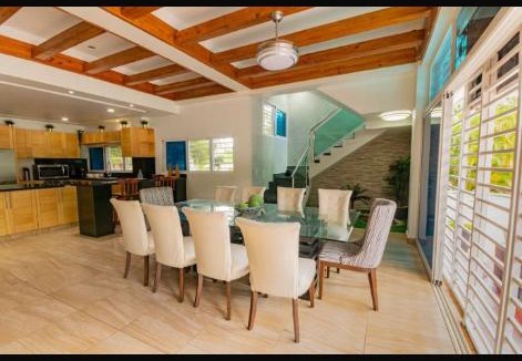Los Alcarrizos Villa | Villa linda