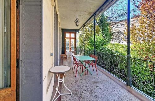 Aix-les-Bains City Center Apartment | Villa Lisette