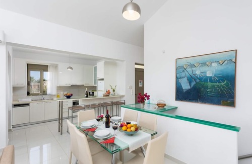 Apokoronas Villa | Villa Litsa - Three Bedroom Villa, Sleeps 7
