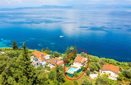 Benitses Villa | Villa Litsa - Three Bedroom Villa, Sleeps 6