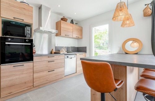 Villedieu Villa | Villa “Lo Ginest” with Mountain View, Wi-Fi, and Air Conditioning