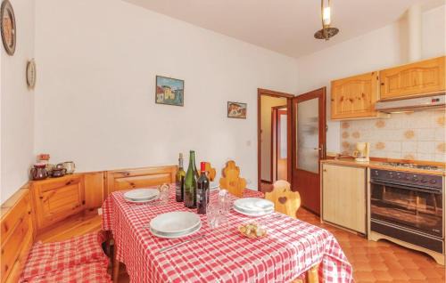 Vezzano Apartment | Villa Loran Appart B