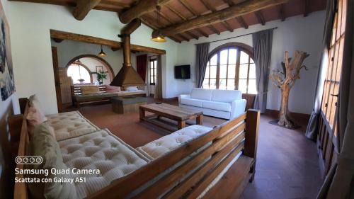 Donoratico House | Villa Lorenzo con wi-fi, aria condizionata, posto auto