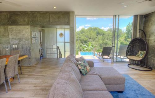 Bejuco House | Villa Los Laureles III, Private Pool, Nature Trails, Beaches