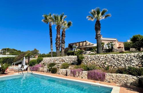 Plemmirio Villa | Villa Luce Exclusive Seafront Villa by BlueWhisper