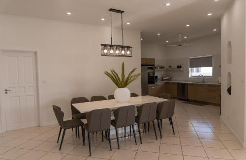 Esmeralda Villa | Villa Luma, Exclusive 3 Bedroom Oasis in Noord