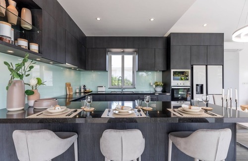 Moo 5 Villa | Villa Luna - An Exclusive and Beautifully Styled Villa Offering Total Privacy