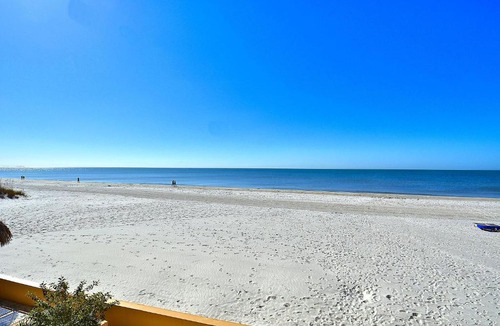 Madeira Beach House | Villa Madeira 203 - Premier