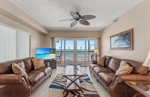 Madeira Beach House | Villa Madeira 301 - Premier