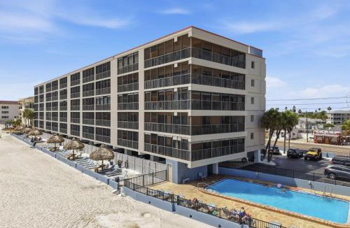 Madeira Beach House | Villa Madeira 305