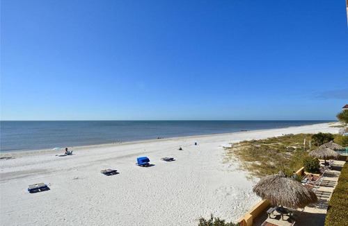Madeira Beach House | Villa Madeira 305