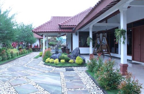Wonosari Villa | Villa Malang Gunung Kawi