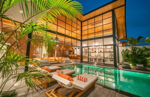 Berawa Villa | Villa Mango 2 - Amazing 4-bdr Villa in Berawa ! PERFECT LOCATION
