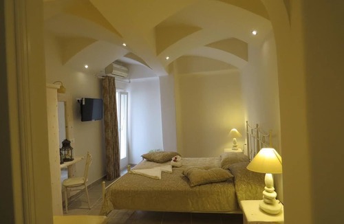 Messaria Hotel | Villa Manos