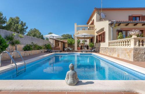 Pedruscada Villa | Villa Manrique
