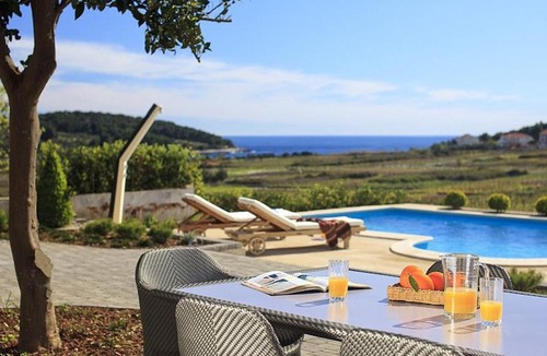Lumbarda Villa | Villa Mar