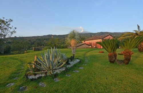 Piedimonte Etneo Villa | Villa Marabbecca