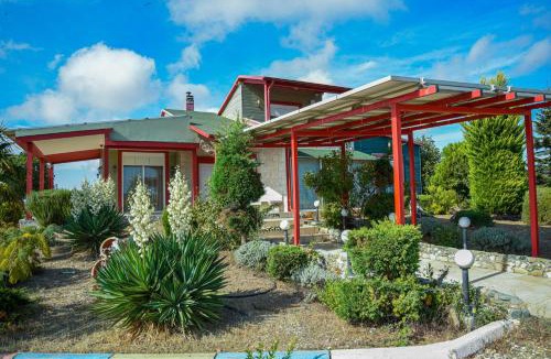 Maroneia-Sapes House | Villa Maravilla