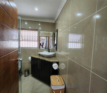 Uitenhage Apartment | Villa Marche