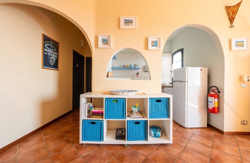 Villaggio delle Mimose Villa | Villa 'Mare E Monti' with Sea View, Wi-Fi and Air Conditioning