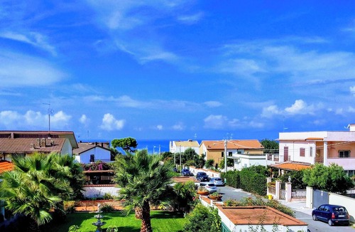Anzio Villa | Villa Marechiaro * Anzio/Rome100m to the beach 340m to the train to the heart of Rome