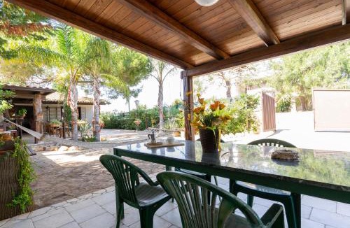 Sant'Isidoro House | Villa Maresole by BarbarHouse