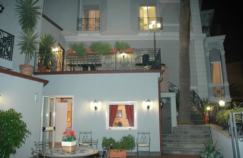 Vittorio Emanuele Hotel | Villa Margherita