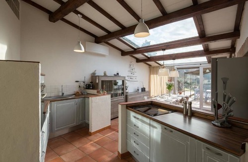 Montecolognola Apartment | Villa Marghi