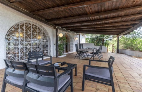 Alghero Villa | Villa Maria | 2 Bedrooms | Direct Sea Access | Furnished Porch with Dining Area | Alghero (Sassari) | Sardinia