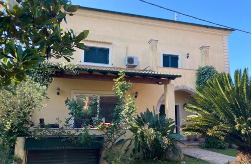 Alepou House | VILLA MARIA