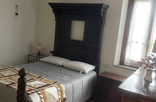 Cavriglia Apartment | Villa Maria Holiday Home in Cetinale Among the Hills