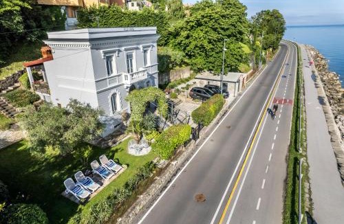 Koper House | Villa Maria