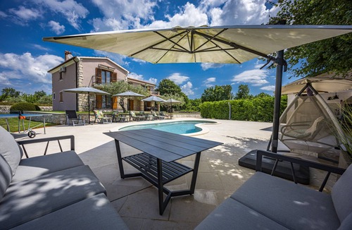 Radetici Villa | Villa Marijanin Vrt with Pool in Tinjan, Istria