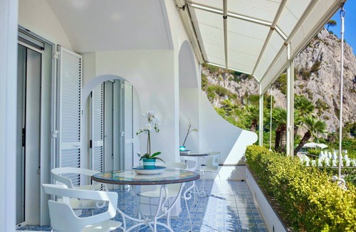 Marina Piccola Villa | VILLA MARINA BLUE - Six Bedroom Villa, Sleeps 12