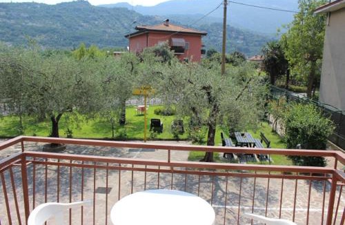 Bolognano-Vignole House | Villa Marina