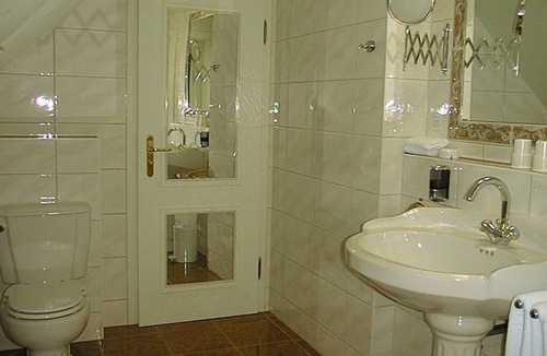 Claussnitz Hotel | Villa Markersdorf