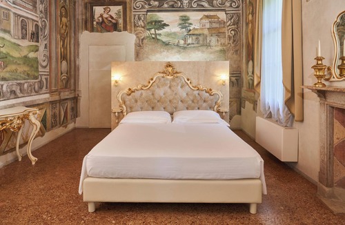 Sambruson Hotel | Villa Martin