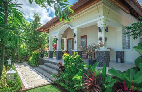 Kalibukbuk House | Villa Mata Hari