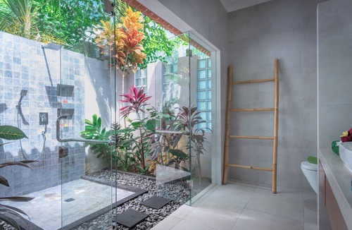 Kalibukbuk Hotel | Villa Mata Hari